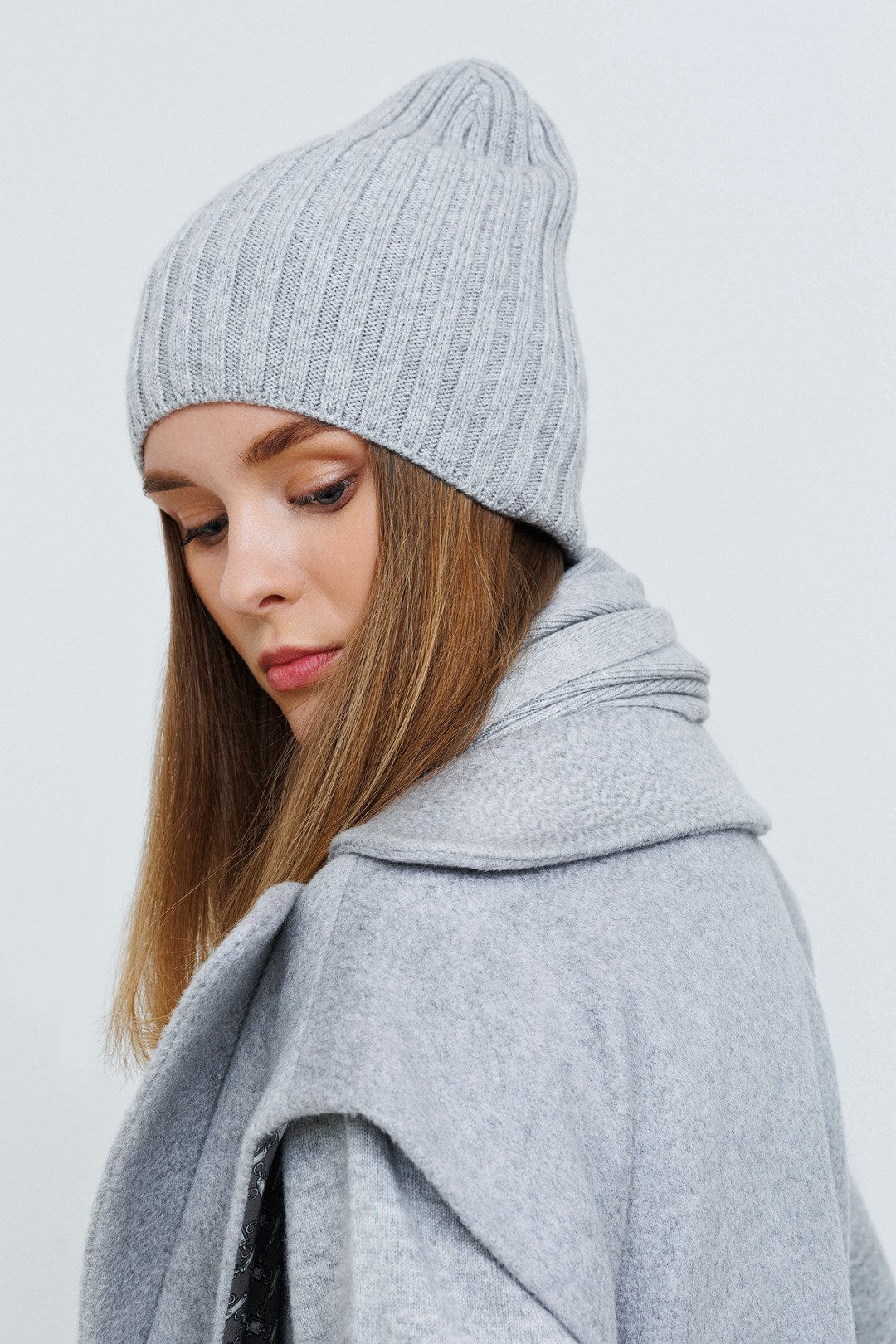 Breikas-pilka-4 Kepurė BREIKAS - Image 1